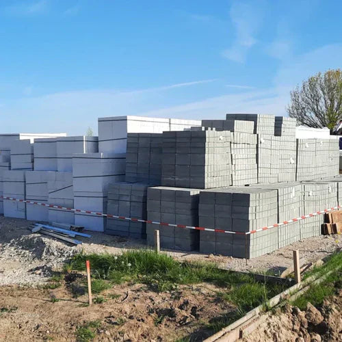 Bekistingsblokken vs. Betonblokken