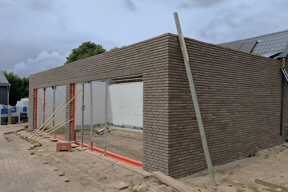 Garage met overgangspartij